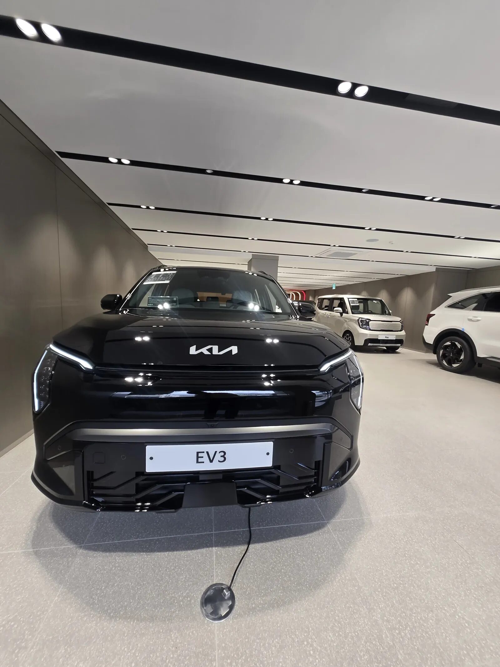 기아 EV3 전면 외관